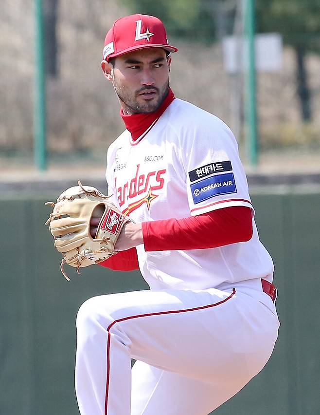 류현진이 그렇게 위대해 보였는데, 이제 적이다… 메이저리그의 기구한 인연, 인천서 ‘빅뱅’