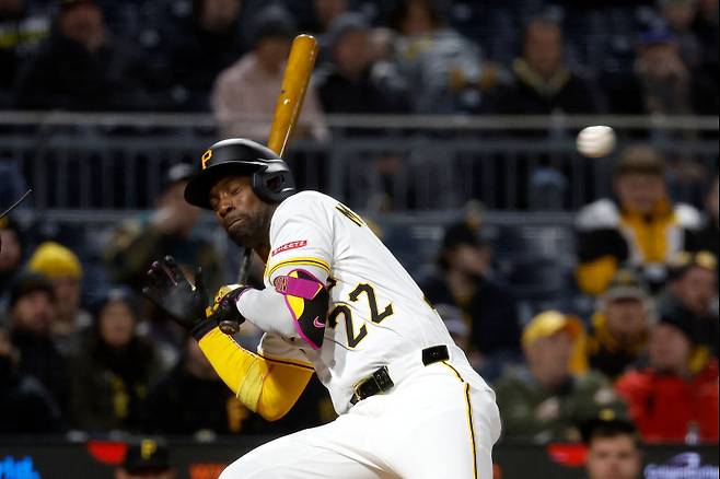 '해적 선장'이 뿔났다. 148㎞ 머리 보복구에 피츠버그-워싱턴 벤치클리어링