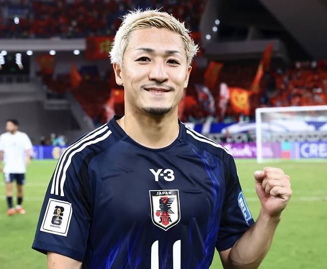 ‘손흥민 넘어 30골’ 日 호들갑 떨게 한 공격수 미쳤다…득점왕+도움왕+올해의 선수상까지 도전