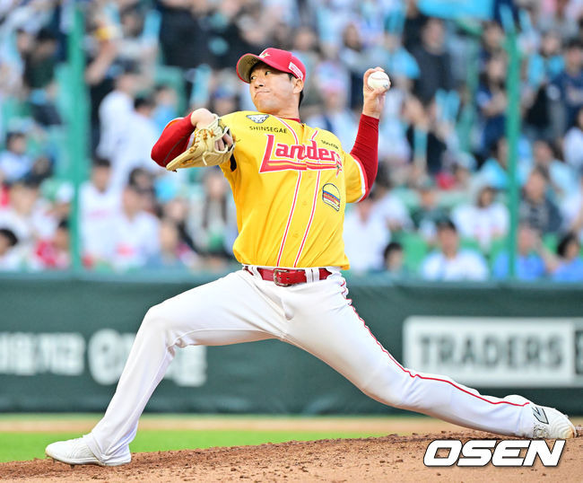 두산, 42세 좌완 고효준 1억에 영입...