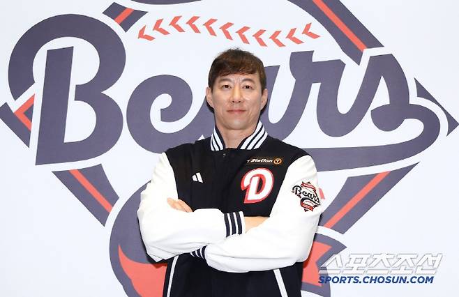 [공식발표] '8위 추락' 두산의 돌파구 '42세 좌완' 고효준 영입! 총액 1억원