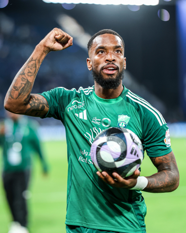 '살라-SON 대단하다' 이러니 죄다 사우디 가지...'72골 폭격→연봉 1100% 상승' 행복축구 중