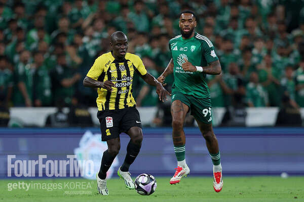 '살라-SON 대단하다' 이러니 죄다 사우디 가지...'72골 폭격→연봉 1100% 상승' 행복축구 중