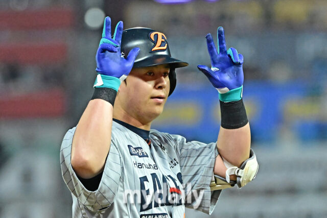 뜨겁다 한화, SSG전 스윕 미쳤다! '류현진 놀랐다' 노시환 호수비+3루타+2루타 폭발…정우주 156km, 김서현 157km [MD인천]