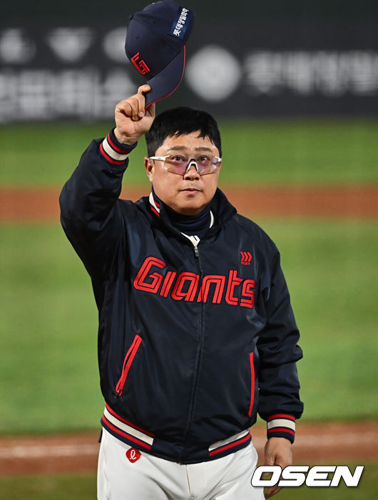 시즌 첫 스윕→삼성과 3위 대전 준비…김태형, “박세웅 너무 잘 던져줬다” [오!쎈 부산]