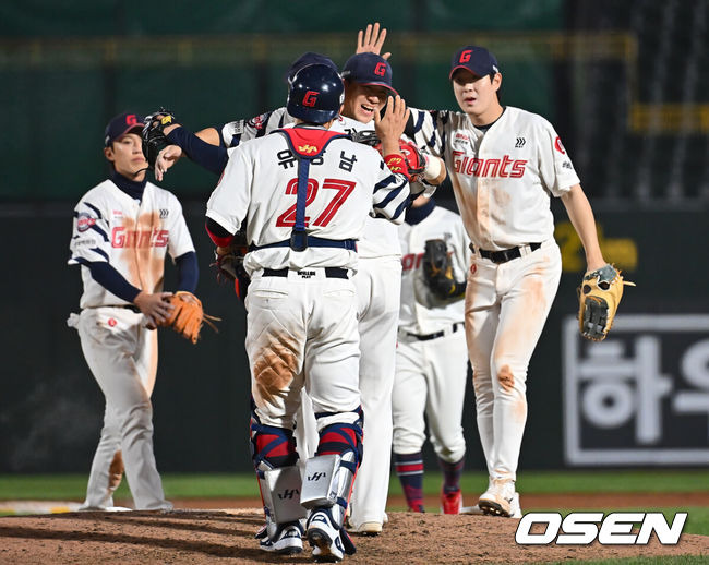 시즌 첫 스윕→삼성과 3위 대전 준비…김태형, “박세웅 너무 잘 던져줬다” [오!쎈 부산]