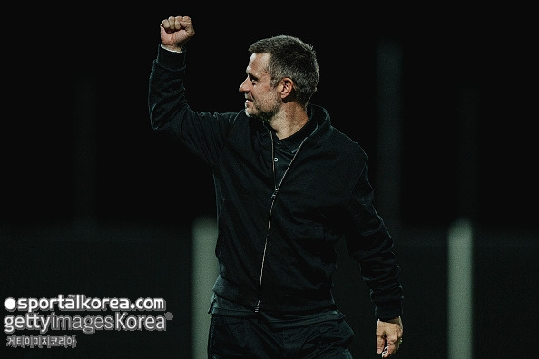 [오피셜] 'UCL 8강 탈락' 바이에른 뮌헨 F, 결국 감독과 결별 '초강수'…