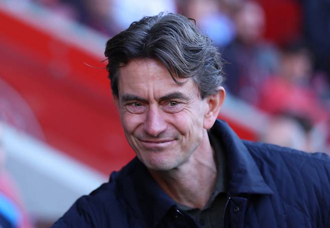 '대한민국 최고 수비 재능' 제쳐두고, '韓 대표팀 주장'에게...위기의 토트넘, 위약금 170억까지 불사!→