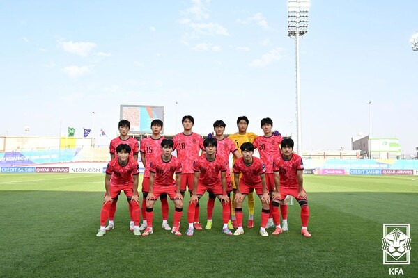 장하다 한국 U-17! 아시안컵 준결승서 개최국 사우디에 1-0 리드→결승 진출 눈앞(후반 진행 중)