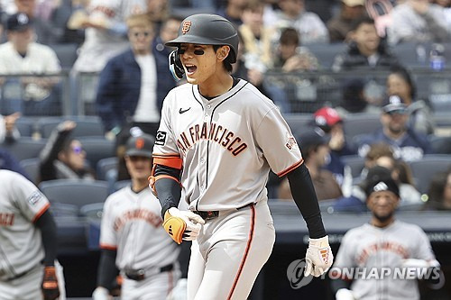 '2루타 MLB 1위' 이정후, 18일 PHI 원정 선발 명단 제외…체력 안배인 듯