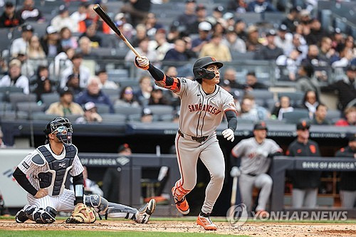 '2루타 MLB 1위' 이정후, 18일 PHI 원정 선발 명단 제외…체력 안배인 듯