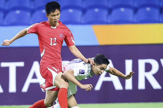 [속보] '승승장구' 북한, 와르르르 무너졌다…우즈베크에 0-3 완패→U-17 아시안컵 결승행 실패