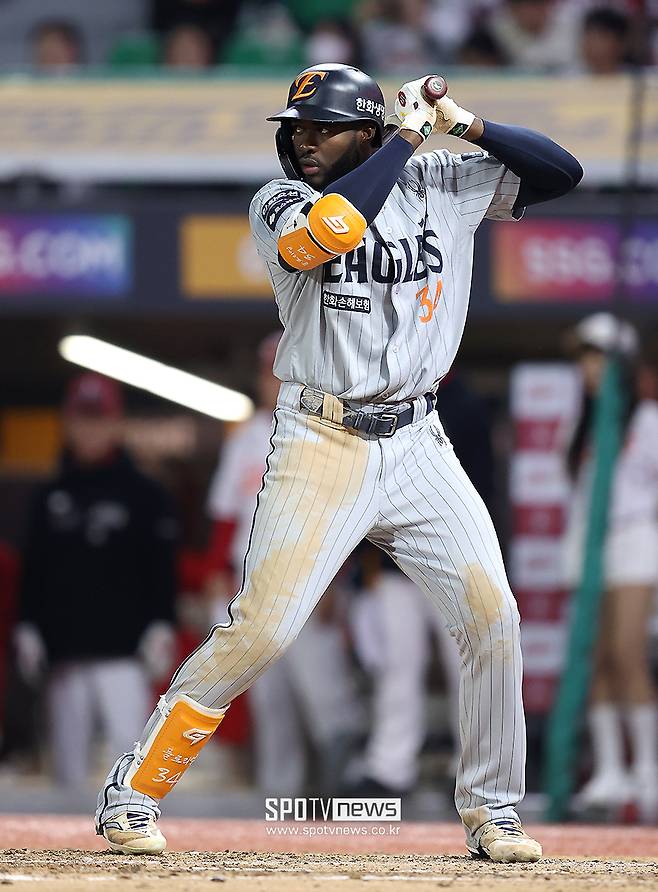 한화에 야생마가 등장했네? '5푼이' 오명 날린 플로리얼, 올라갈 일만 남았다?