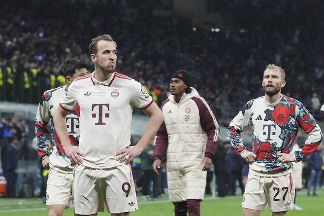 '하늘은 왜 저를 버린 겁니까' 해리 케인 진짜 울었다...절대로 사라지지 않는 무관 기운