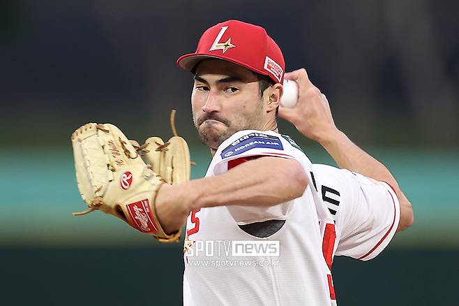 류현진도 구위 인정했다… 대표팀 희소식? 류현진-화이트 WBC에서 태극마크 달고 만날까
