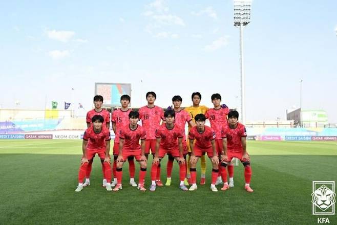 '아, 20초만 버텼다면!' 한국 U17 대표팀, 종료 직전 통한의 실점→승부차기 끝 사우디에 패배...아시안컵 결승 진출 실패