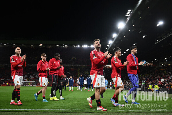 “2-4로 질 때 떠나셨던 분들, 이 함성 좀 들어보세요”…관중석서 지켜본 지르크지 ‘통괘한 한 방’