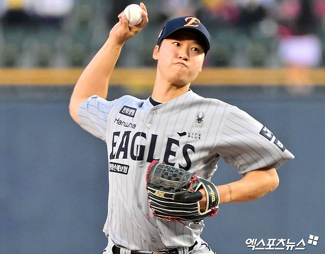 한화 타선 살아났고, 분위기도 탔다…그 다음 페이지는 78억 FA의 '이적 첫 승'