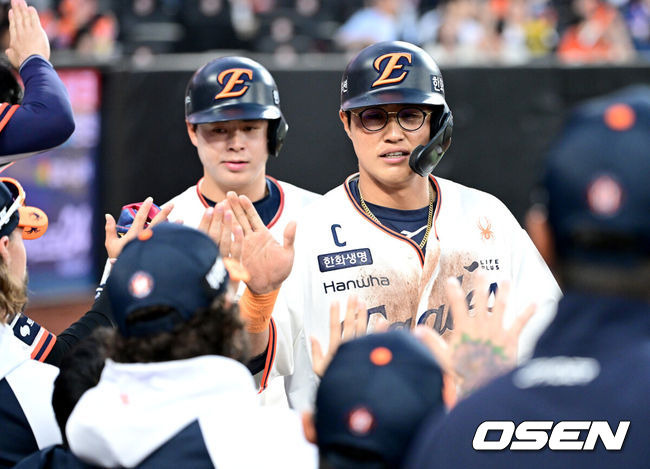 '5연승' 한화 또 이겼다, 9일 만에 10위→3위 도약…9G 8승 급반등, 김경문 감독