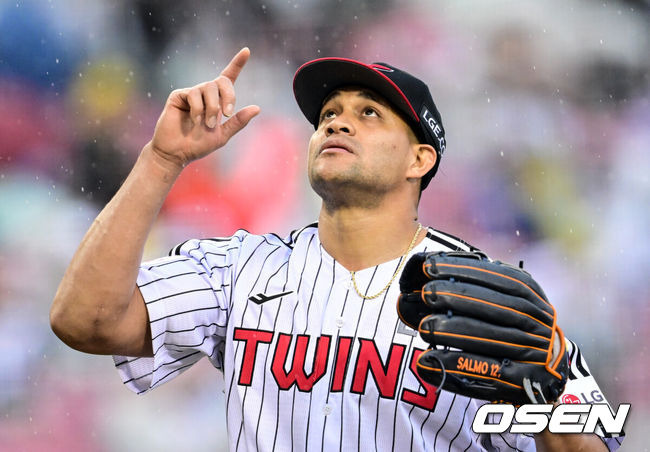 “공이 삐뚜루 간다” ML 20승 투수, 한국 오자마자 20승 하겠네…5G 4승 ERA 1.69, 염갈량 “15승은 한다” 했는데