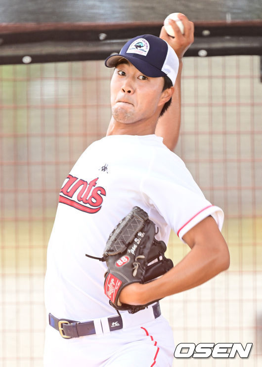 미쳤다! 롯데 윤성빈이 4⅔이닝 노히트노런이라니! [오!쎈 퓨처스]