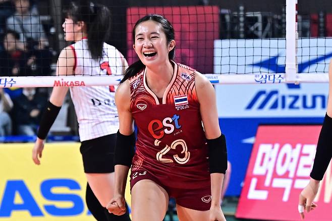 여자배구 올스타 매치 참가한 태국 듀오