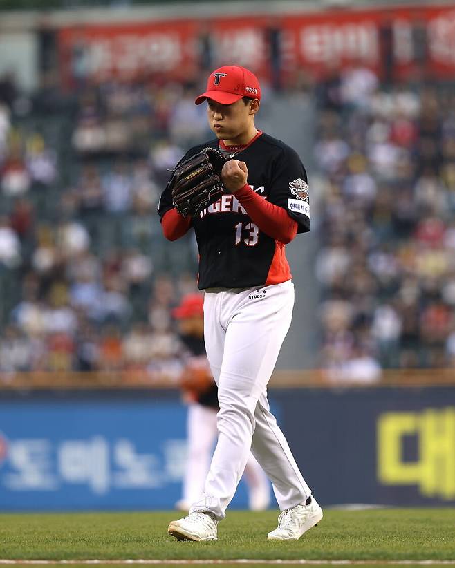 KIA서 벌써 15승 거둔 특급유망주가 어쩌다…ERA 15.88→패패패→2군행, 그럼에도 사령탑은