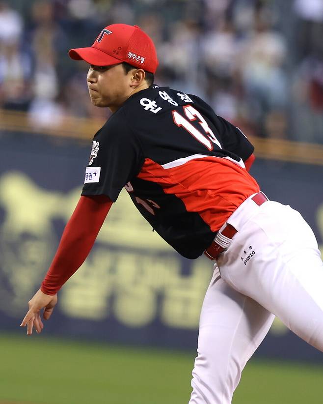 KIA서 벌써 15승 거둔 특급유망주가 어쩌다…ERA 15.88→패패패→2군행, 그럼에도 사령탑은