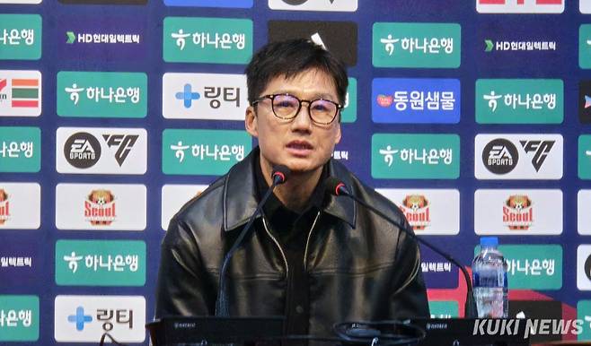 이정효 감독 “경기 막판 경고? 내가 시켰다…서울전 승리, 사우디서 큰 힘” [쿠키 현장]