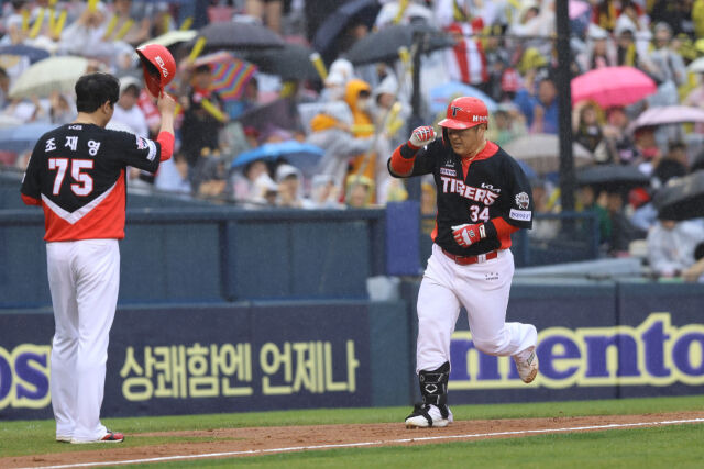 '타율 0.197' 예비 FA의 수상한 침묵