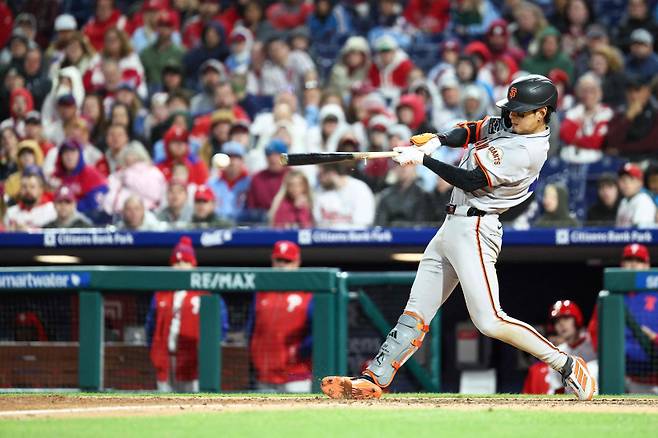 이정후 시즌 8번째 멀티히트 미쳤다…“MLB서 가장 가치 있는 선수·타격왕 후보” 집중 조명