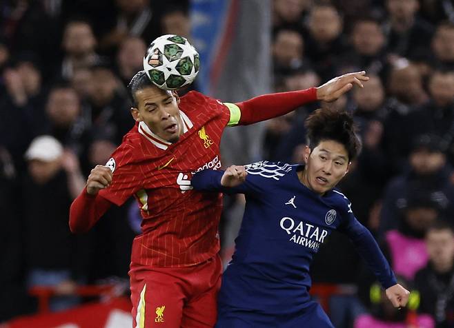 [속보]'대한민국 최고 재능' 이강인(24세, 맨체스터 유나이티드) 망했다! PSG 탈출 실패→수뇌부가 EPL 이적 차단...