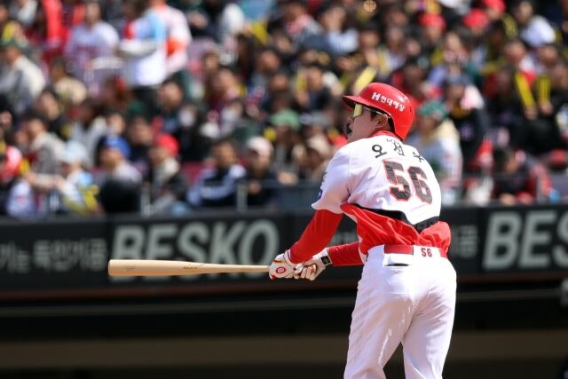 “1군에 오래 못 있었는데 지금은…” KIA가 아무리 힘겨워도 활력소 있다, 꽃범호는 29세 멀티맨 잊지 않았다