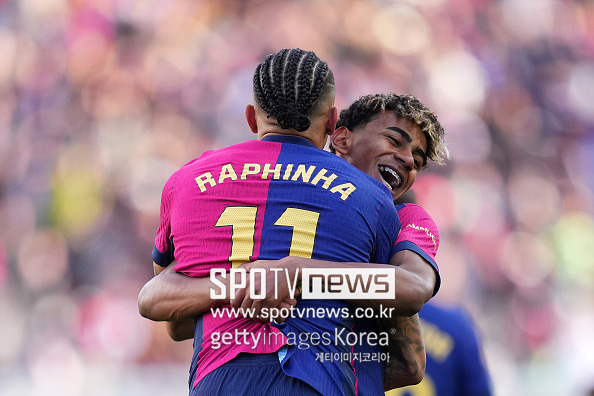 '메시 이후 최초' 발롱도르 보이는 '30골 21도움' 브라질 특급, 제대로 일 냈다...바르셀로나, 셀타 비고에 4-3 대역전승