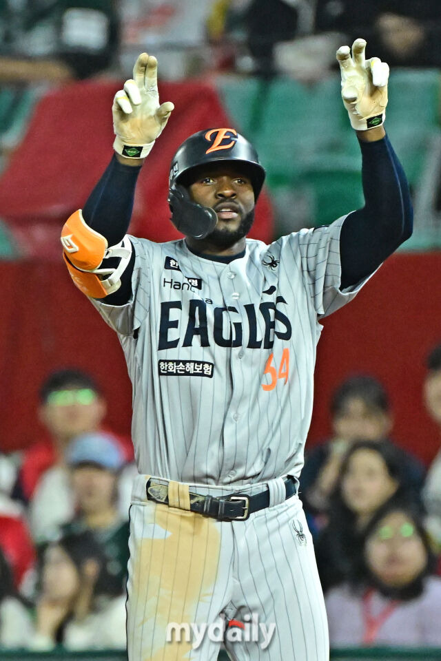 한화 승승승승승승→2위 반등, 양키스 최고 유망주도 대반전…타율 .128 62위→.408 6위, 모두가 기다리고 있었다