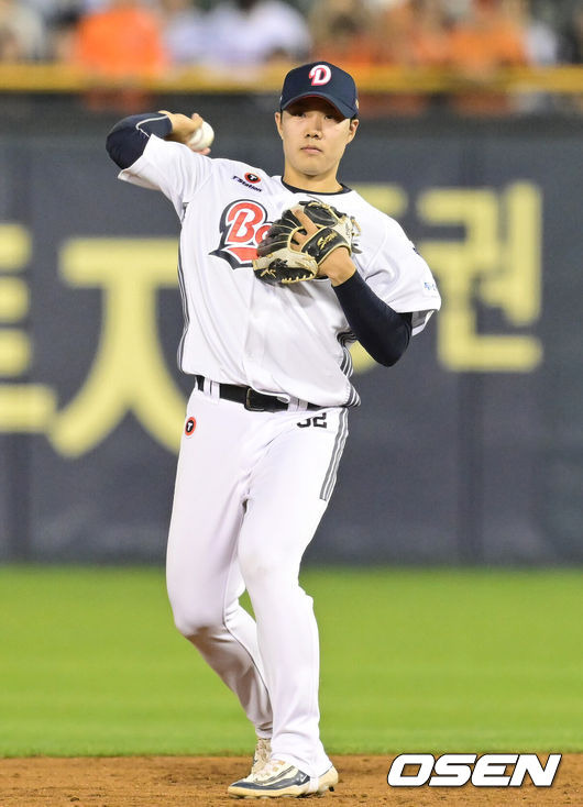 ‘프로야구 155분 우천 중단’ 어떻게 봐야하나…견해 밝힌 이승엽 감독 “선진야구는 많이 기다리지 않나, 결정 존중” [오!쎈 잠실]