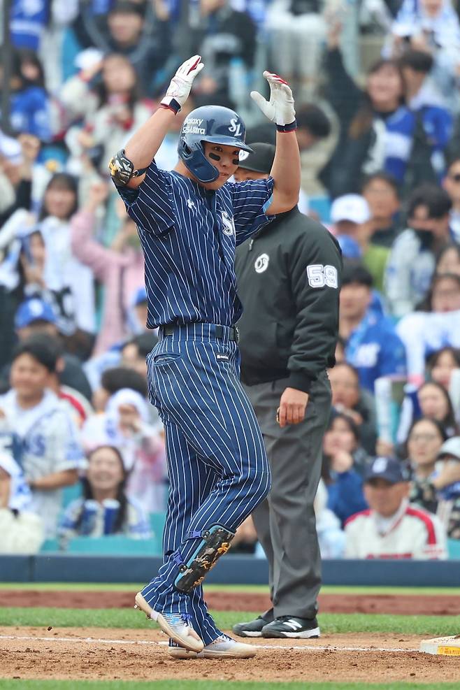 롯데, 승승승패승승승승패승! '한화 나와!'…나승엽 선제 솔로포+8회 결승타 폭발→삼성에 4-3 신승 [대구:스코어]