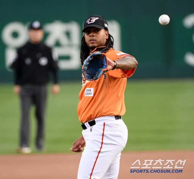 KBO 유턴 희망? 아쉽게 한화 떠난 통산 19승 투수, 데뷔전 7이닝-10K 완벽했다