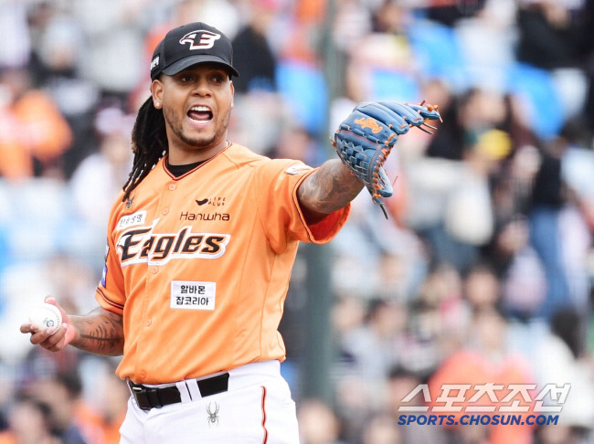 KBO 유턴 희망? 아쉽게 한화 떠난 통산 19승 투수, 데뷔전 7이닝-10K 완벽했다