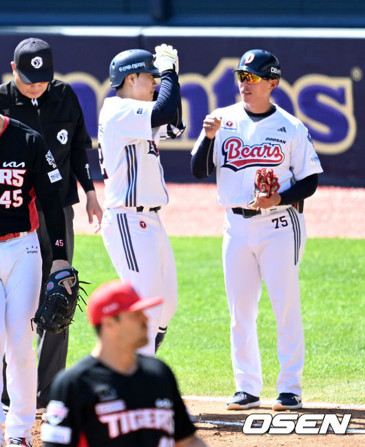 챔피언이 깨어난다! 해결사 최형우, 두산 벌떼야구에 역전타 응수…KIA 2연속 위닝시리즈, 5할 승률 –1승 남았다 [잠실 리뷰]