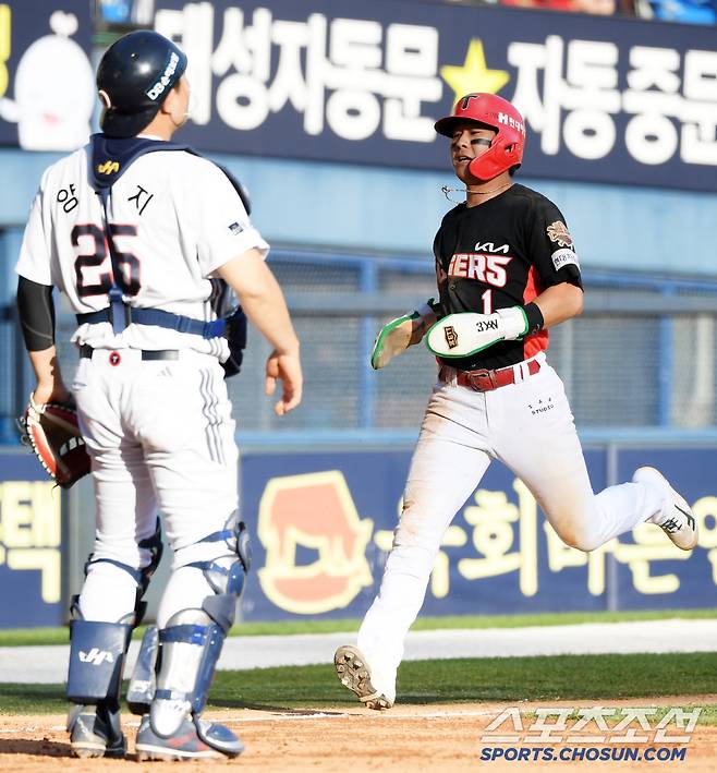 치명적 대주자 견제사, 악송구 퍼레이드까지...'기본기 실종' 두산, 이길 수 없었다 [잠실 현장]