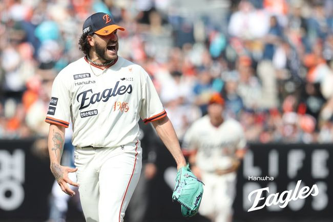 '12K→13K' 지금껏 한화에 이런 외인 투수 없었다…폰세 겸손