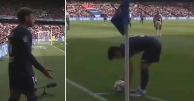 이강인, 4살 어린 동생 코너킥 빼앗고 '쌩~' 무시→