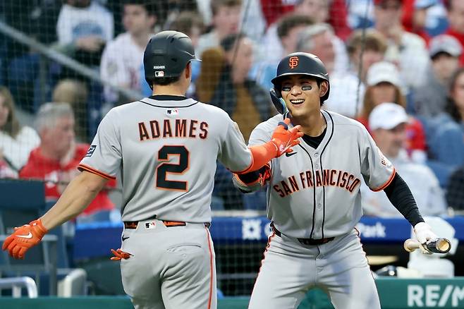 美가 극찬한 이정후, 다음 상대는 897억 좌완투수다...'ML 통산 41승' 기쿠치와 맞대결