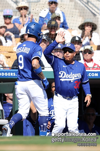 '담당 기자도 이해불가' 김혜성보다 성적 좋았는데...다저스, 오타니 '땜빵'으로 콜업한 로사리오 2경기 만에 DFA