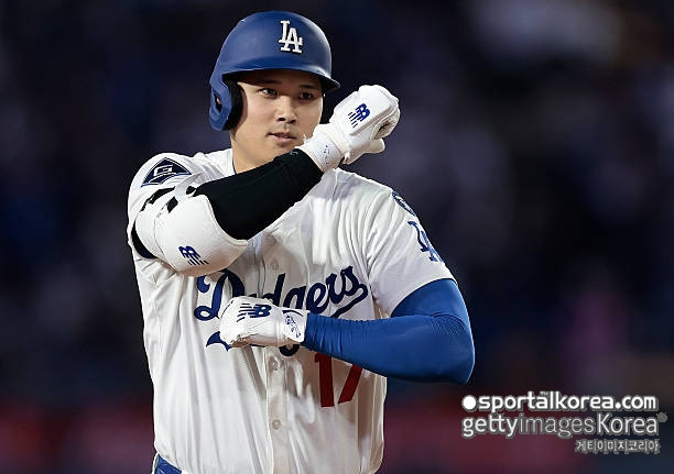 '담당 기자도 이해불가' 김혜성보다 성적 좋았는데...다저스, 오타니 '땜빵'으로 콜업한 로사리오 2경기 만에 DFA