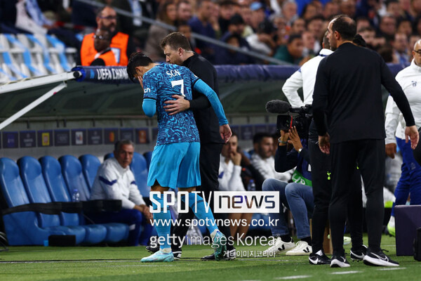 '이런 주장 어디 없습니다' 손흥민, 또 토트넘 위해 고통 견디고 책임감 안고 뛰었다