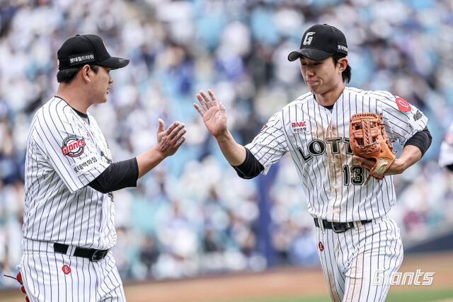 '50억' 유격수도 '예비 FA'도 이젠 자리가 없다…2년 연속 트레이드 대박! 이런 '복덩이'가 다 있나