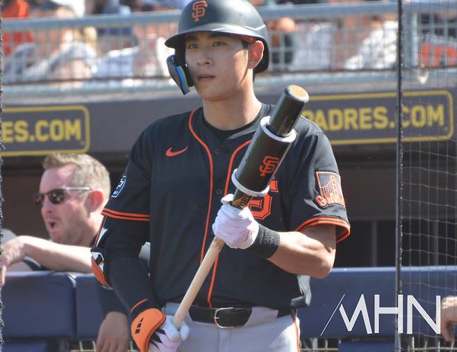 3루타 도둑맞은 이정후, 에인절스 상대로 5타수 무안타 1삼진 침묵...팀도 4:5 역전패