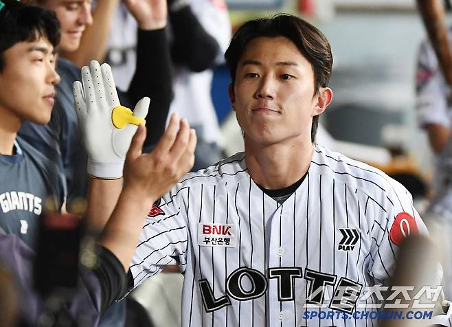 삼성마저 넘었다! 8승2패 '파죽지세' 거인군단 이끈 명장의 힘, 이제 '스승'을 마주한다…시즌초 최대 고비 [SC포커스]